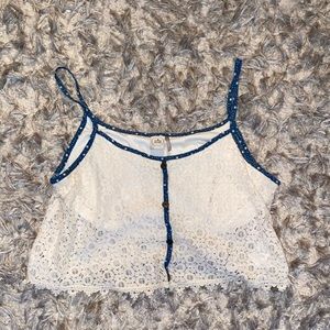 Lacey white/cream crop top